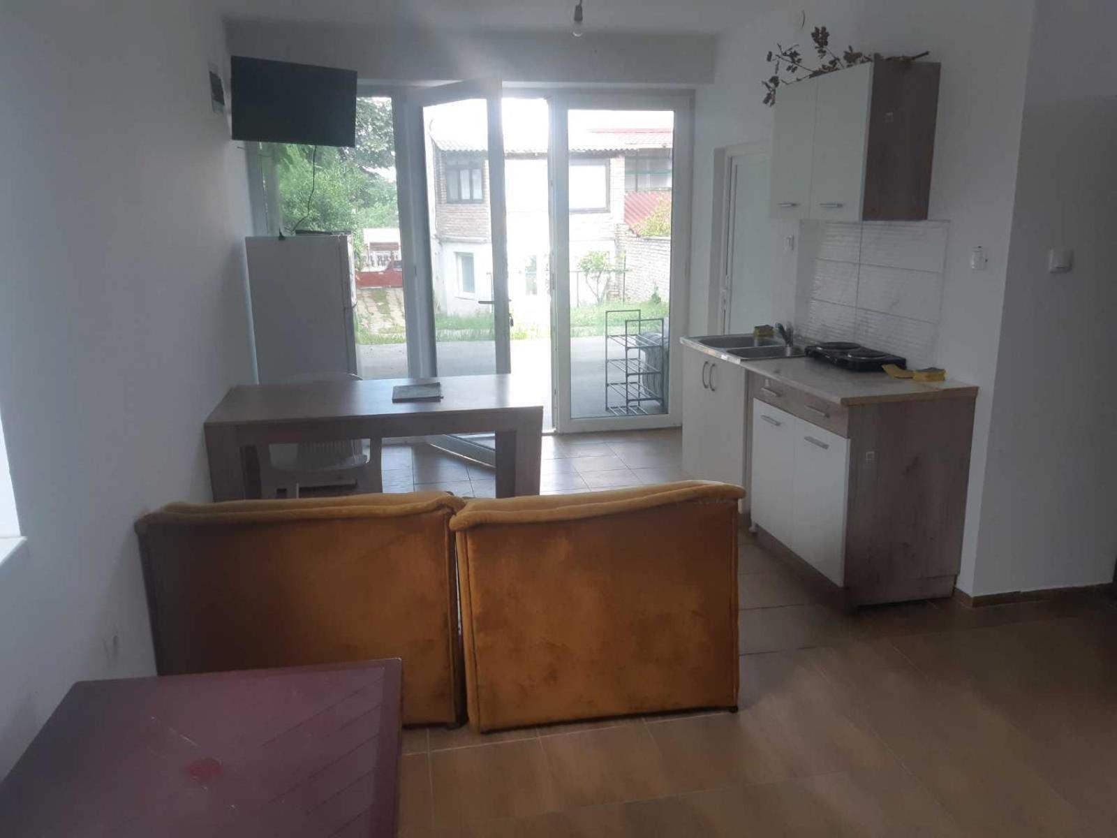 Apartman Novi Sad - Apartment Novi Sad Sremska Kamenica Bagian luar foto