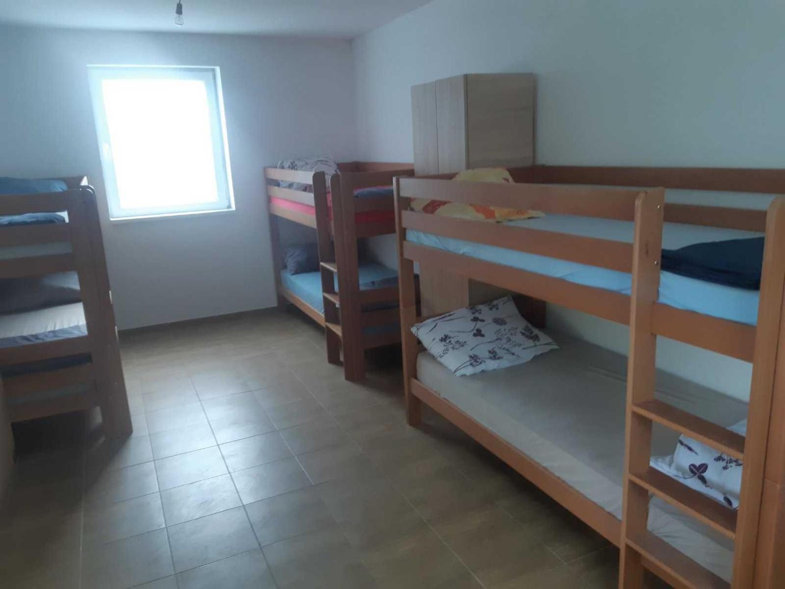 Apartman Novi Sad - Apartment Novi Sad Sremska Kamenica Bagian luar foto