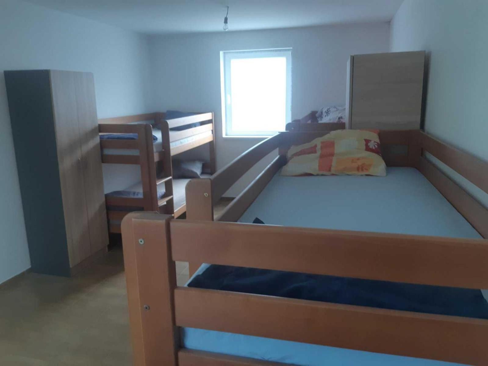 Apartman Novi Sad - Apartment Novi Sad Sremska Kamenica Bagian luar foto